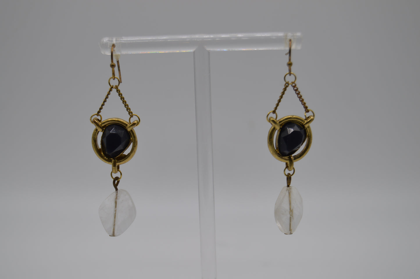 Vintage-Inspired Drop Earrings – Black & White Accents
