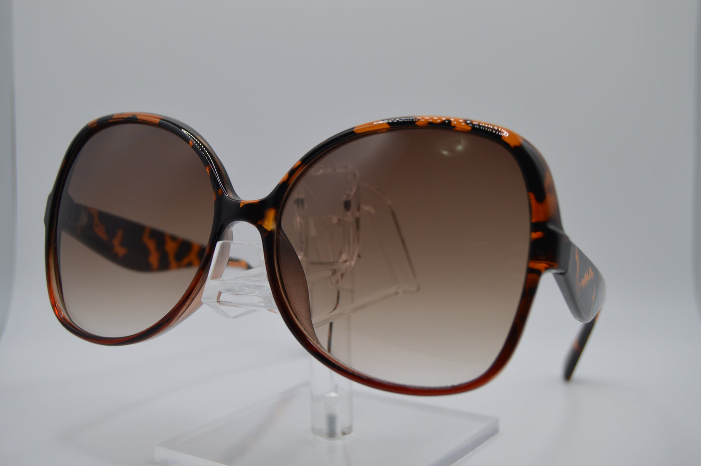 Large Round Tortoise Shell Sunglasses