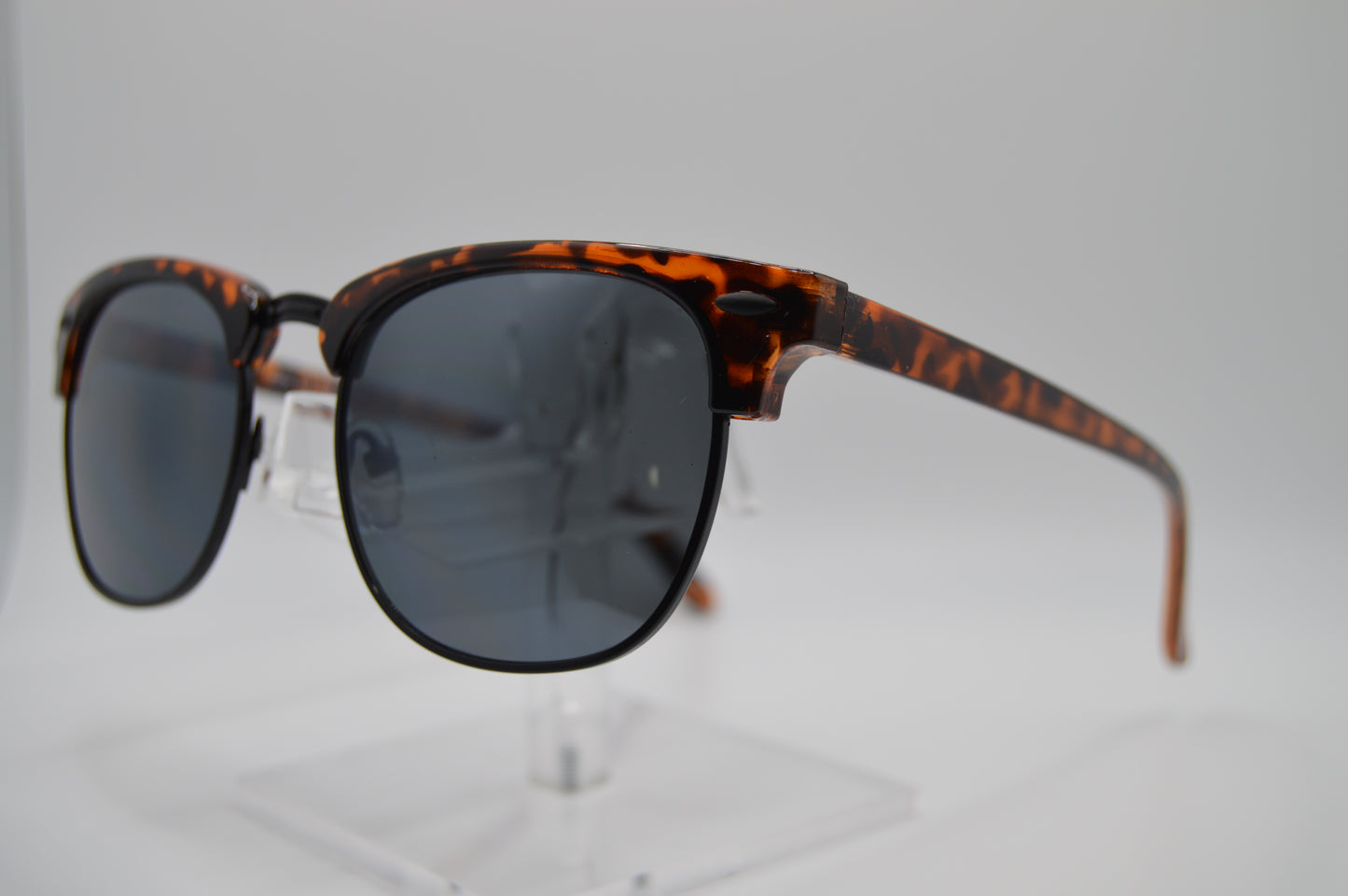 Round Tortoise Shell Sunglasses